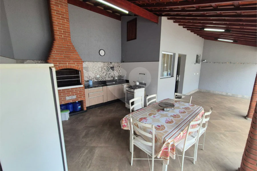Casa à venda no bairro Maracanã, 3 quartos, 2 suítes em Piracicaba/SP.