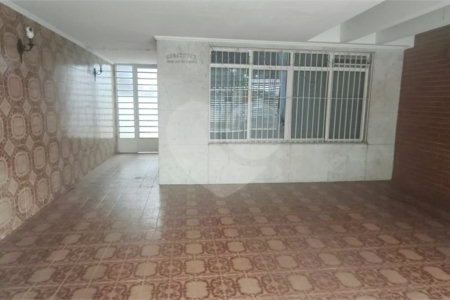 Casa á venda com 3 quartos e 2 vagas no Jardim Vila Galvão