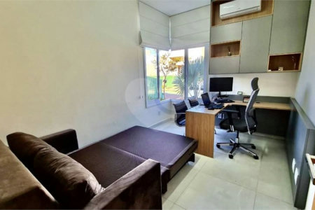 Casa térrea no Condomínio Alphaville Ribeirão III