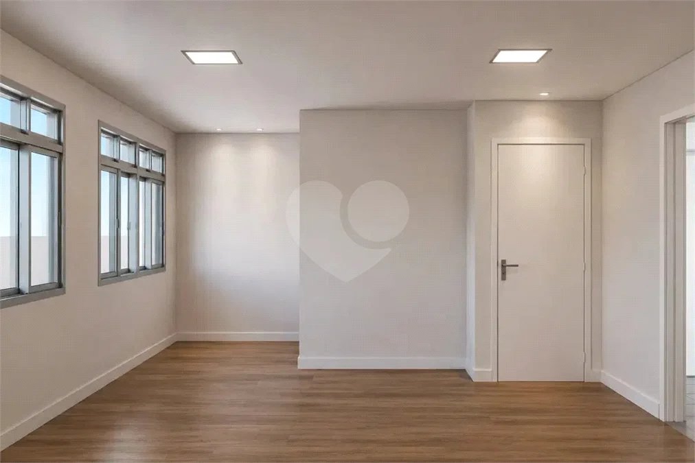 Apartamento Amplo na Saúde | 89 m², 2 Dormitórios e 1 Vaga