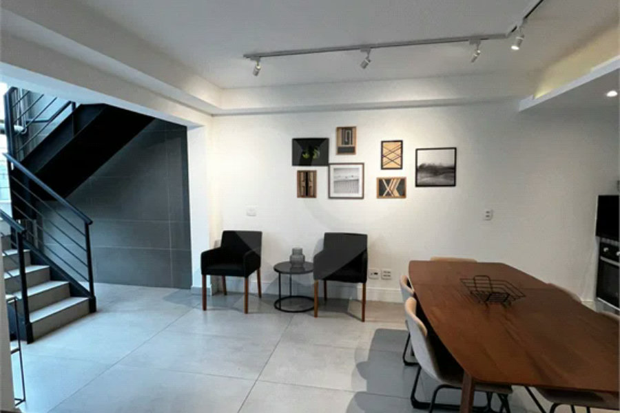 Linda Cobertura Duplex para venda no Jardim Paulista com 87,45 m² decorada!