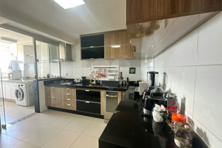 Apartamento à venda com 3 quartos em Interlagos, Três Lagoas - MS