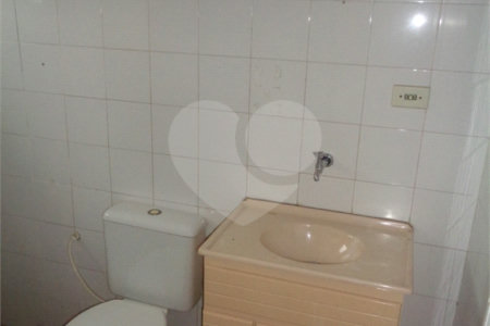 Sala comercial para locação na Lucas