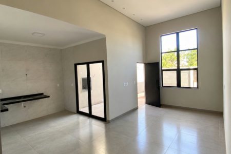 Casa à venda com 3 quartos, sendo 1 suíte,  em Bela Vista da Lagoa, Três Lagoas, MS