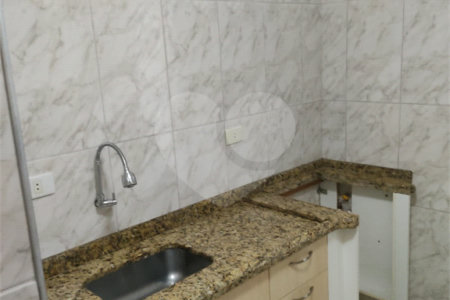 Vende-se apartamento na Penha em São Paulo aceitando permuta com imóvel em São Carlos SP.