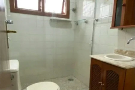 Sobrado à venda com 3 quartos, sendo 1 suíte,  em Jardim Ester, São Paulo, SP