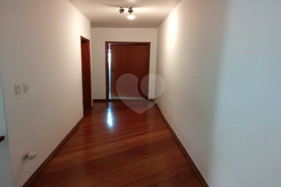 Excelente sobrado à venda, no melhor do Jardim Campo Grande!