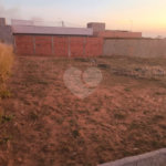 Terreno no Arcoville com 240 m²