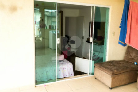 Casa à venda no Jardim Tango/Aricanduva com 3 quartos e 2 banheiros