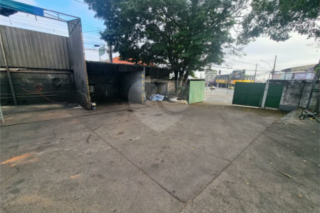 Galpão Comercial para Locação no Jardim do Trevo em Campinas com 276 m² de Área Construída e Amplo Terreno