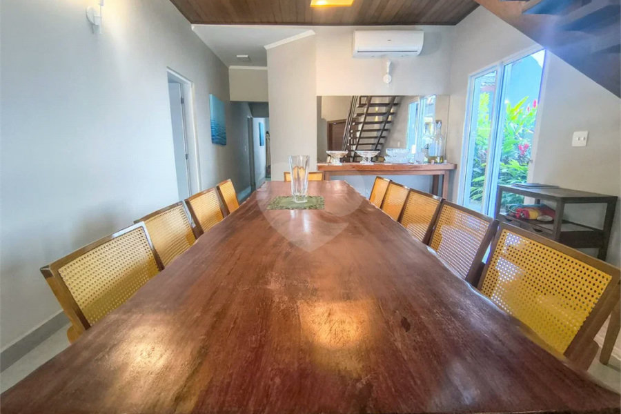 Casa à venda com 5 quartos, sendo 4 suítes, em Riviera de São Lourenço, Bertioga, SP