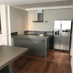Apto 220 metros no Campo Belo. varanda, 5 vagas, 3 suítes. Visite