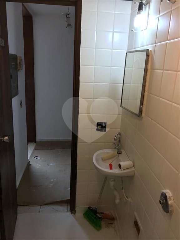 Sala comercial com 38m², à venda em Pinheiros