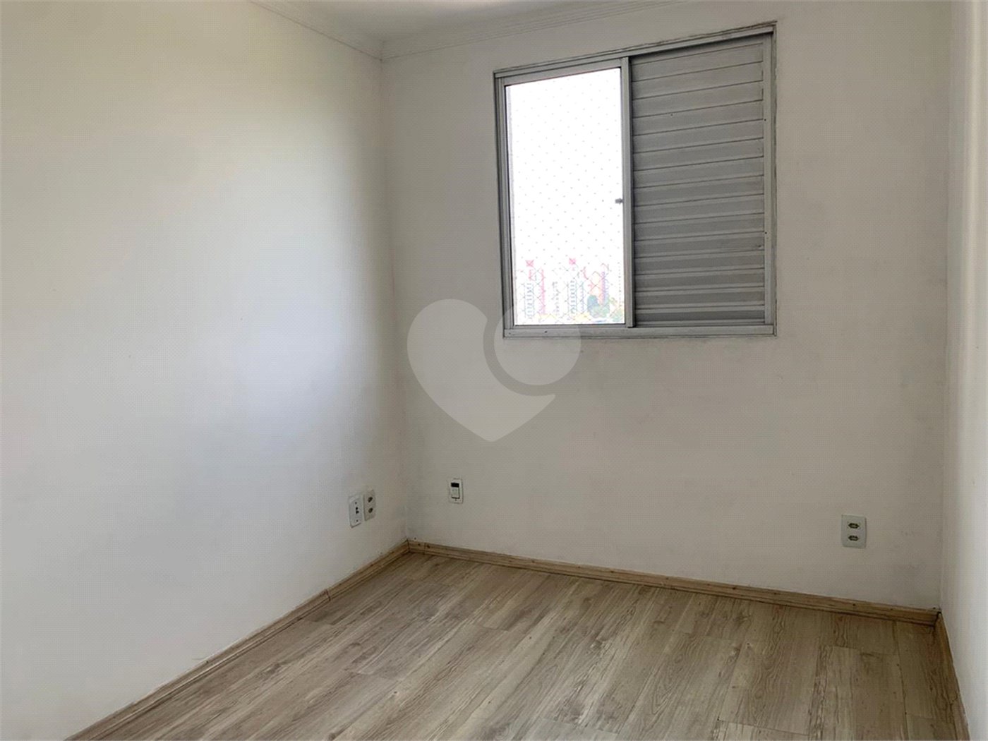 Apartamento á venda - Parque Bristol