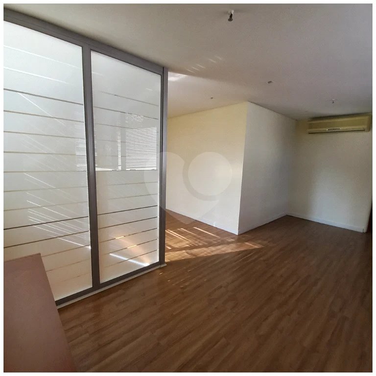 Office Tower Sala comercial à venda na Vila Olímpia, 48 m², com garagem