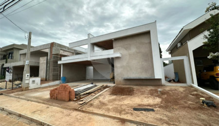 Casa à venda com 3 quartos, sendo 1 suíte,  no condomínio Swiss Park, São Carlos - SP