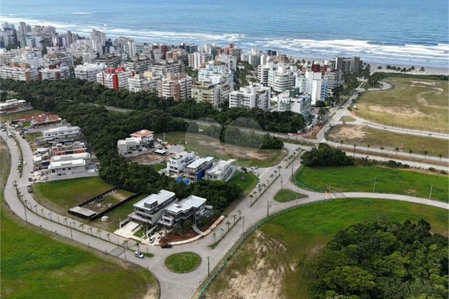 Terreno à venda em Riviera de São Lourenço, Bertioga, SP