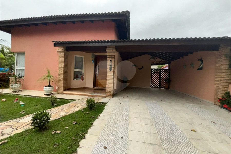 Casa à venda com 6 quartos, sendo 3 suítes, em Morada da Praia, Bertioga, SP