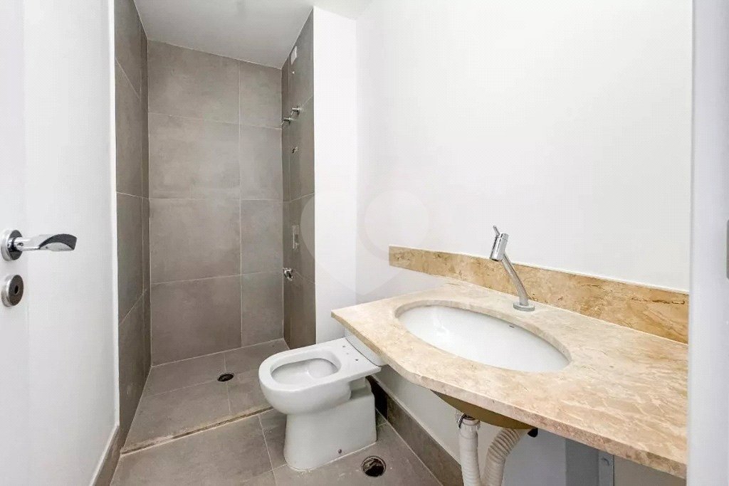 Apartamento com 1 dormitório próximo ao metrô Linha Verde.