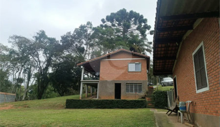 Chácara à venda com 3 quartos em Loteamento Recanto da Paz, São Roque, SP