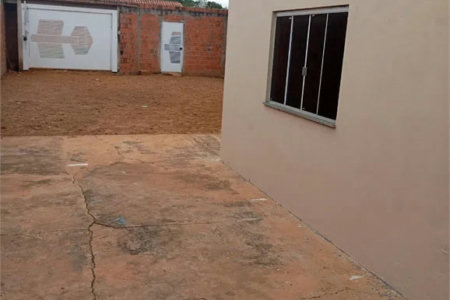 Casa à venda com 2 quartos em Jardim Iracema, Balsas, MA