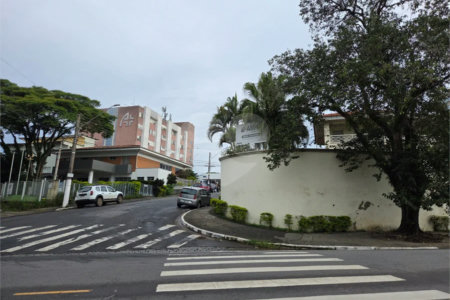 Área nobre COMERCIAL no entorno do centro de Atibaia.