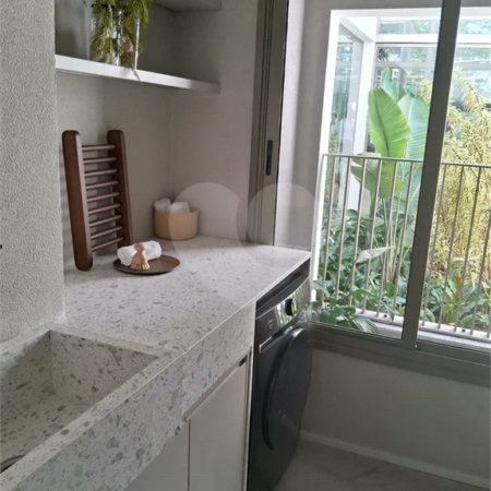 Apartamento à venda com 3 suítes em Moema, São Paulo, SP