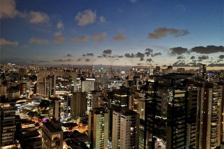 Apartamento venda / locação Vila Nova Conceição, 80m², andar alto, 1 suíte e 2 vagas
