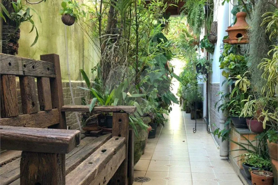 Excelente Sobrado na Vila Matilde. Venha fazer uma visita.