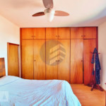 Casa para alugar com 3 quartos, sendo 1 suíte, em Jardim Monte Kemel, São Paulo - SP