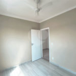 Casa com Suíte Master, Closet, Piscina e Espaço Gourmet Próxima ao Parque Ecológico- 03 quartos -com quintal