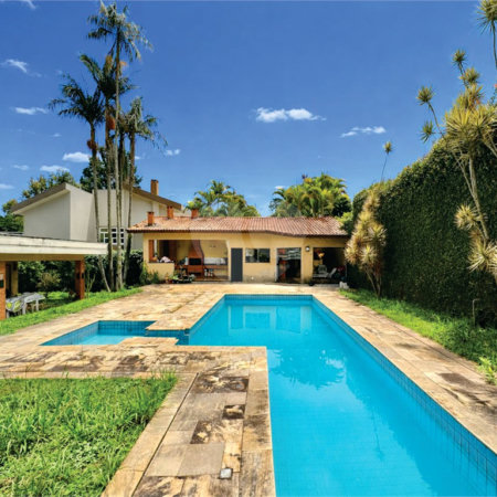 Casa á venda – Granja Viana