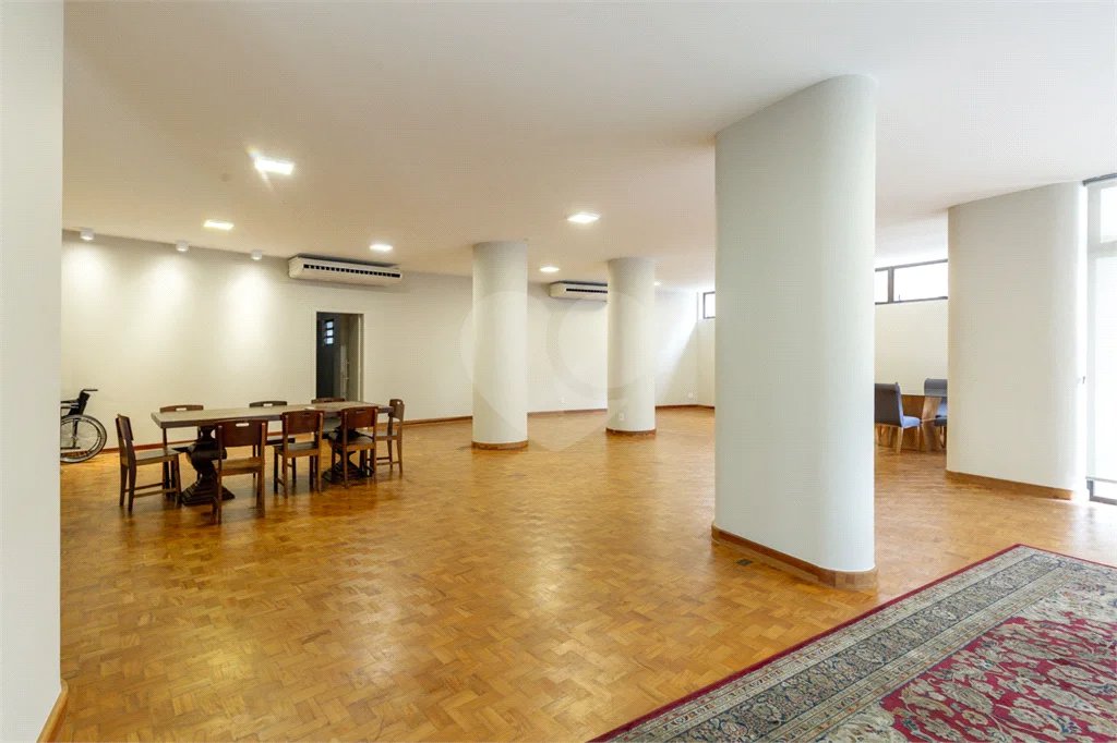 Apartamento a venda no Bela Vista com 3 quartos, 1 suíte, lavabo, 2 vagas, 200 m² de área útil