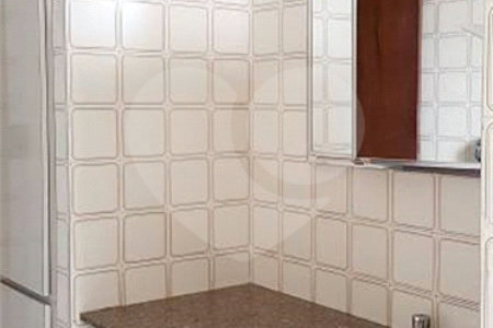 Apartamento no Condomínio Torello Dinucci