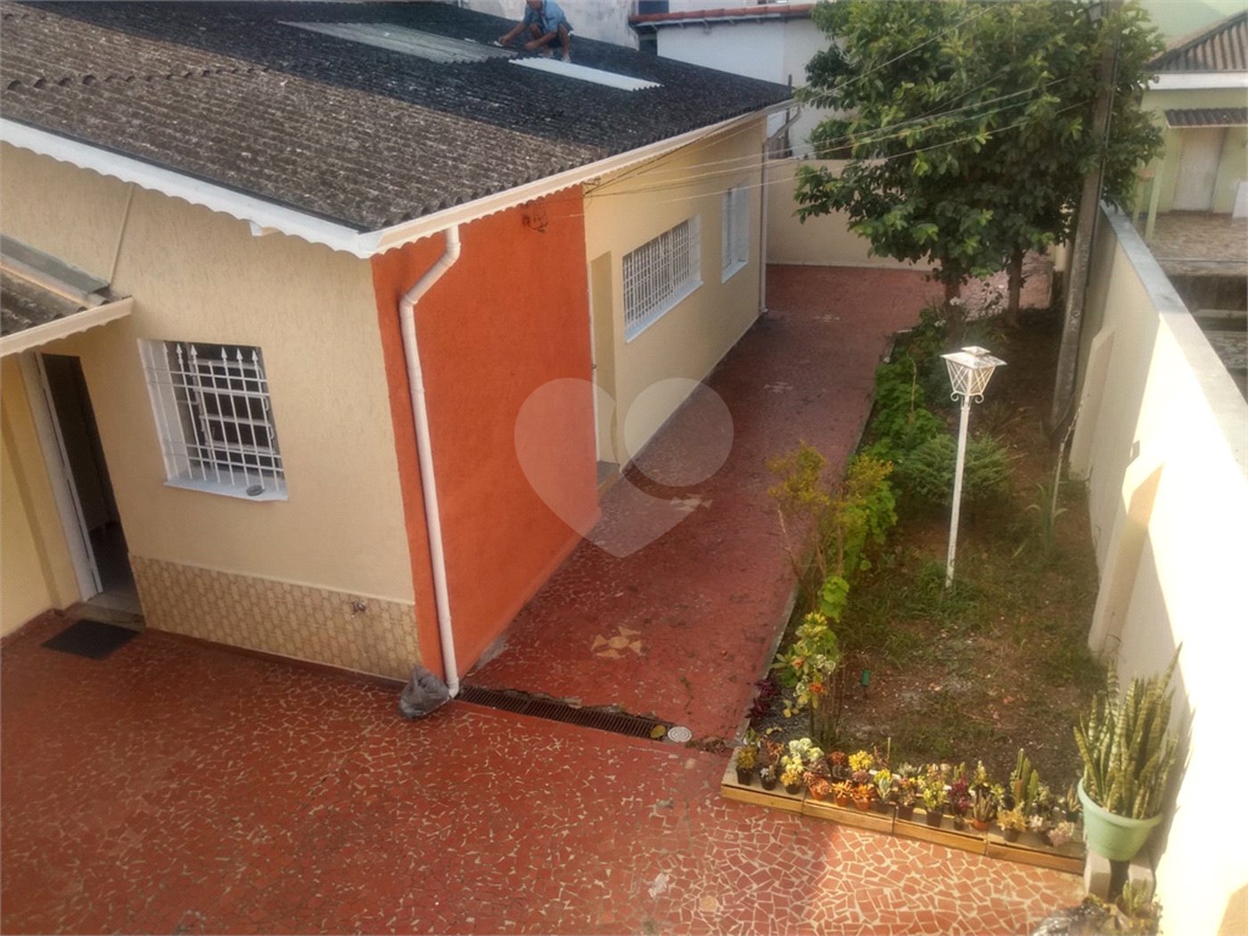 Casa á venda - Saúde!!