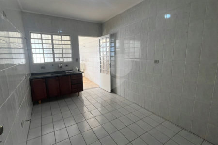 Casa à venda no Alvinópolis com 4 Quartos com 153,67m² Área Construída