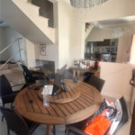 Sobrado à Venda em Condomínio Fechado – 3 Dormitórios (1 Suíte) | 240m² – Indaiatuba/SP