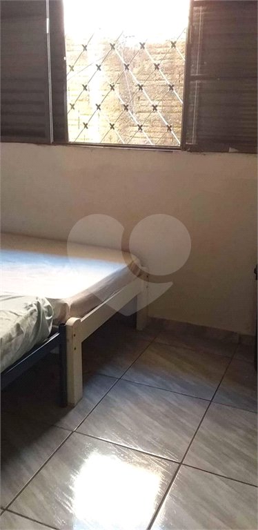 Casa térrea em Araraquara/SP.