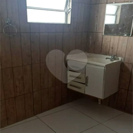 Duas casas com área total de 220m², 4 dormitórios, 3 suítes, 1 vaga de garagem, à venda em Pirituba