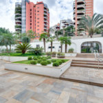 Apartamento à venda com 3 suítes em Real Parque, São Paulo, SP
