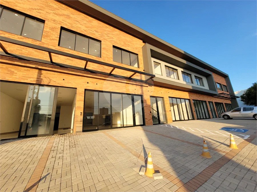 Sala Comercial de 96m2 para Locação Em frente à Prefeitura | Indaiatuba/SP