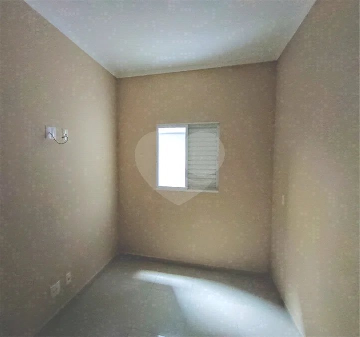 APARTAMENTO DE 60,0 M² COM 01 DORMITÓRIO (SUITE) E DOZINHA COM ARMÁRIOS PARA LOCAÇÃO NO CHORA MENINO