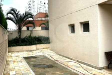 Apartamento com 138m², 3 dormitórios, sendo 3 suítes, 2 vagas de garagem, à venda na Vila Valparaiso em Santo André.