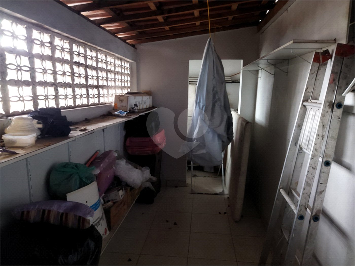 Vende Sobrado com 180m² - Vila Santa Catarina