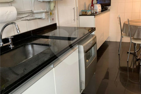 Apartamento 112m2 para venda na Mooca com 3 dormitórios. + 2 vaga. Rua Taquari.