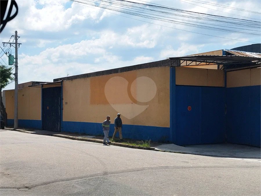 Excelente Galpão Industrial e Comercial em Jundiaí com AVCB e Zoneamento ZR3