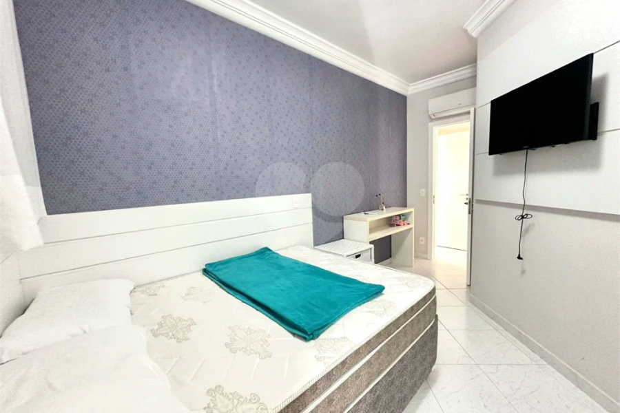 Apartamento à venda com 3 quartos, sendo 2 suítes,  em Riviera de São Lourenço, Bertioga, SP
