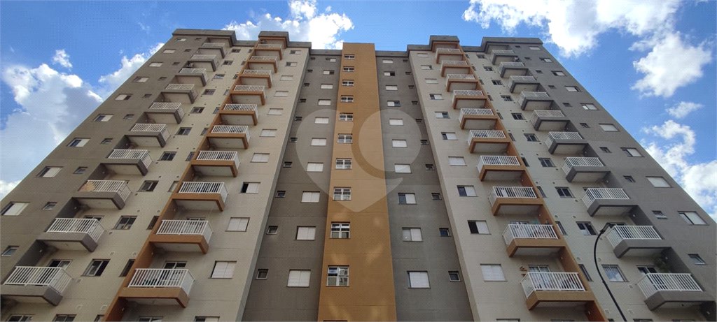 Apartamento com 2 dormitórios