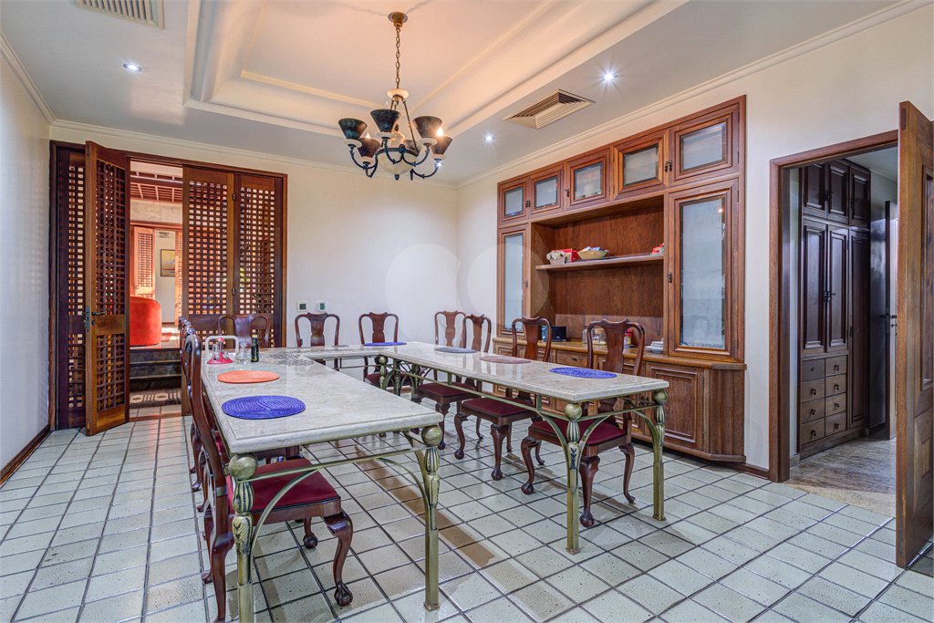 Casa à venda ou para alugar com 4 suítes no condomínio Chácara Flora, São Paulo - SP