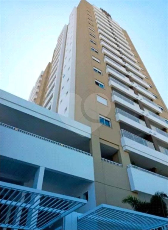Condomínio com lazer completo e novo na Av. Vila Ema!
